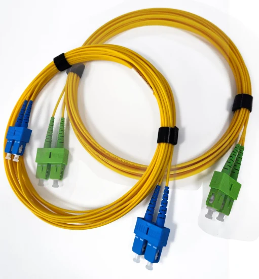 Внутренний мягкий кабель дуплексный 0,3 мм Scupc-Lcupc Sm волоконно-оптический патч-корд